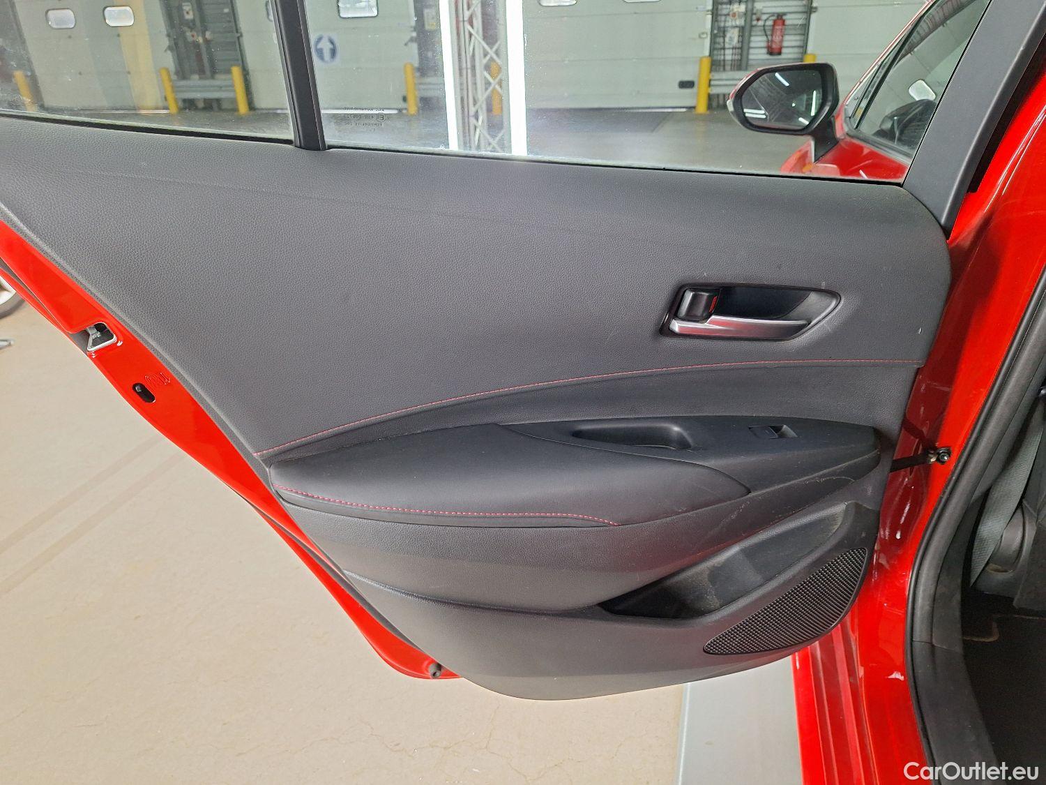  Toyota  Corolla Toyota,  TS '19, Toyota  Touring Sports 1.8 Hybrid Premium e #93