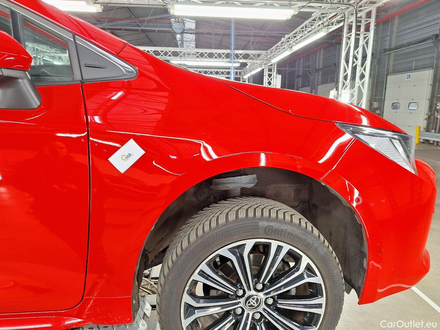  Toyota  Corolla Toyota,  TS '19, Toyota  Touring Sports 1.8 Hybrid Premium e #12