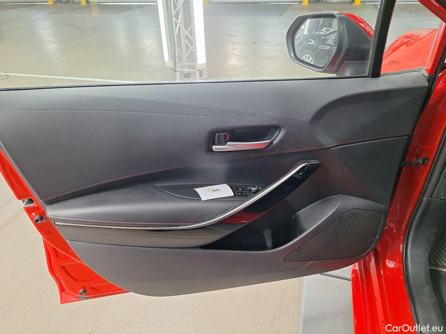  Toyota  Corolla Toyota,  TS '19, Toyota  Touring Sports 1.8 Hybrid Premium e #98