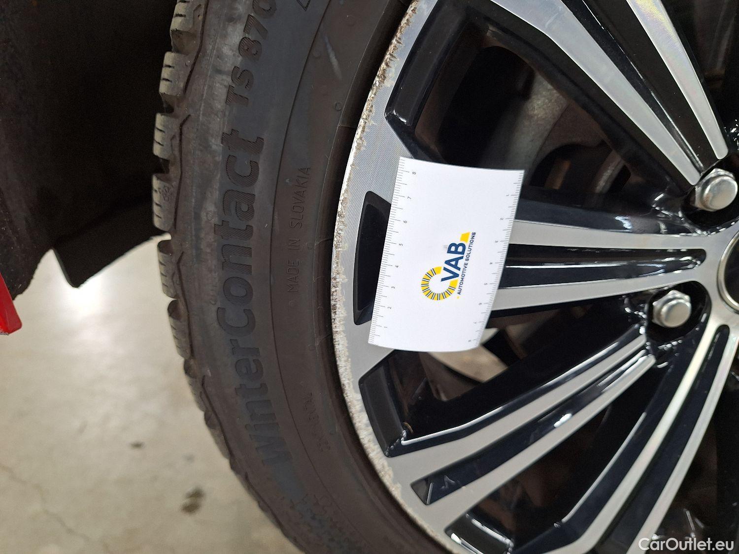  Toyota  Corolla Toyota,  TS '19, Toyota  Touring Sports 1.8 Hybrid Premium e #47