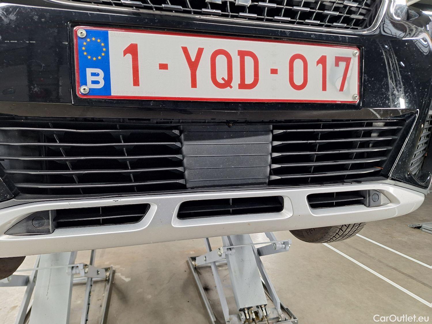  Peugeot  5008 Peugeot,  '16, Peugeot  1.2 PureTech 96kW S&S EAT8 Crossway 7pl #16