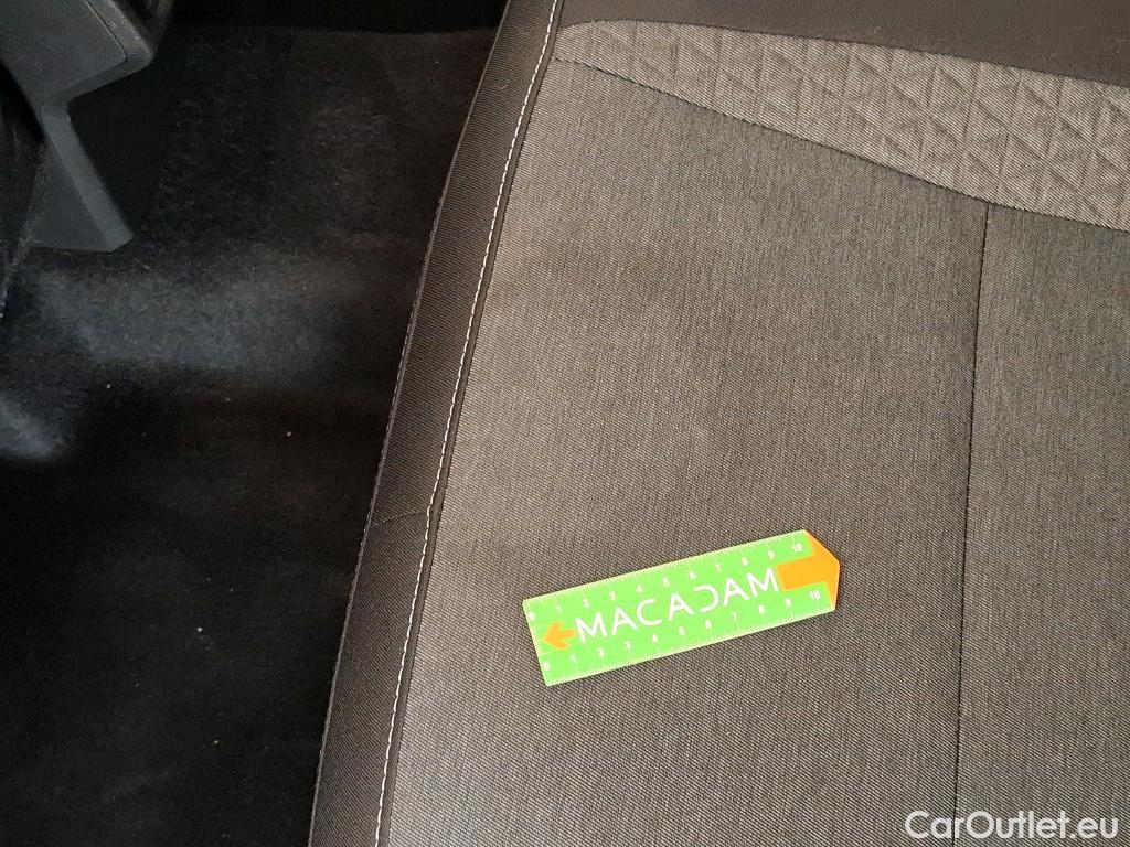  Renault  Captur  II Evolution 1.6 E-TECH Hybrid 145CV BVA6 E6d #4