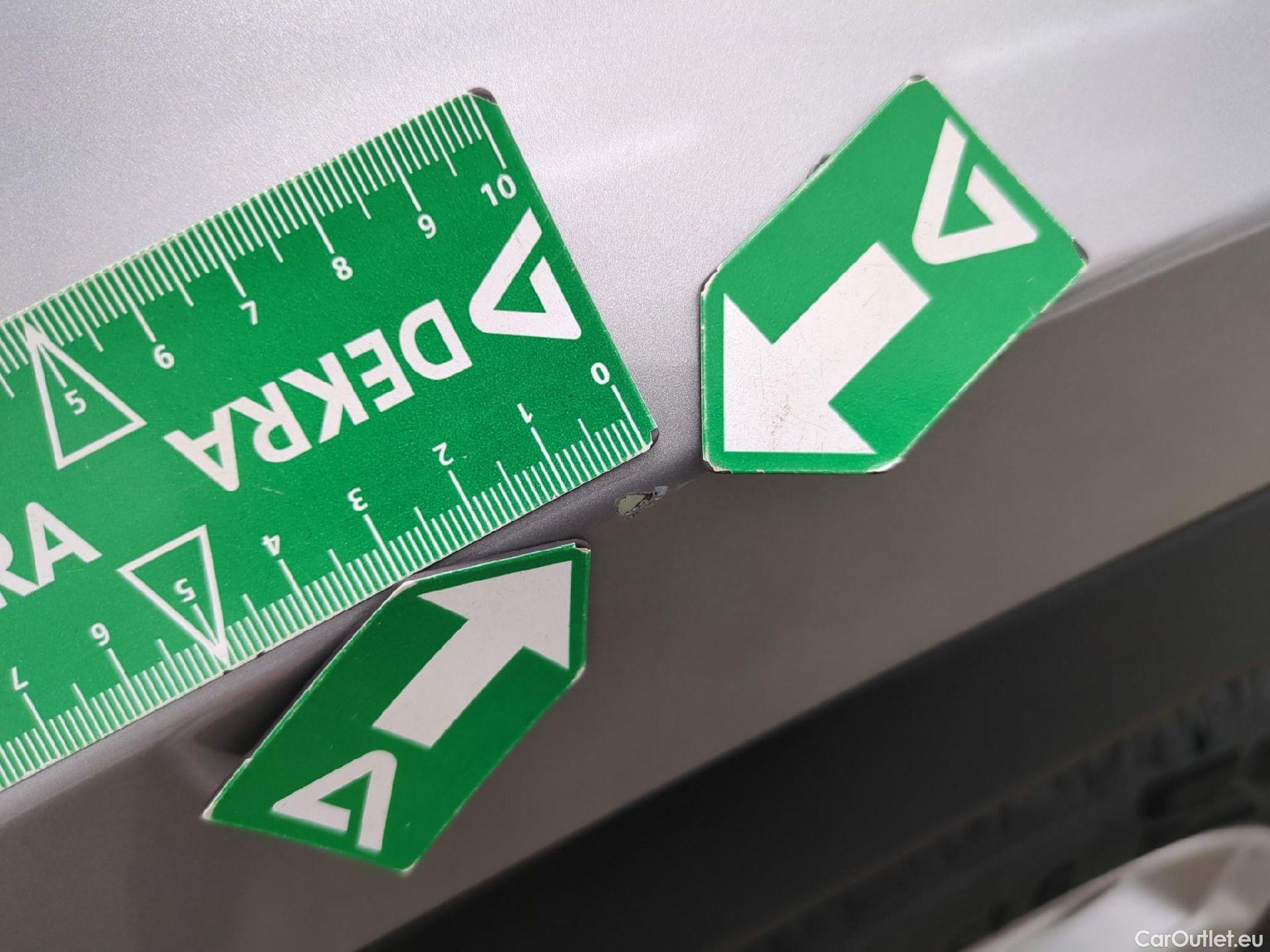  Bmw  X1 BMW  / 2022 / 5P / SUV xDrive25e Business Design DKG7 #9