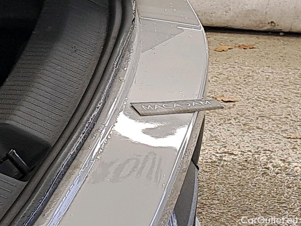  Volkswagen  T-ROC  Life Business 1.5 TSI 150CV BVA7 E6d #2