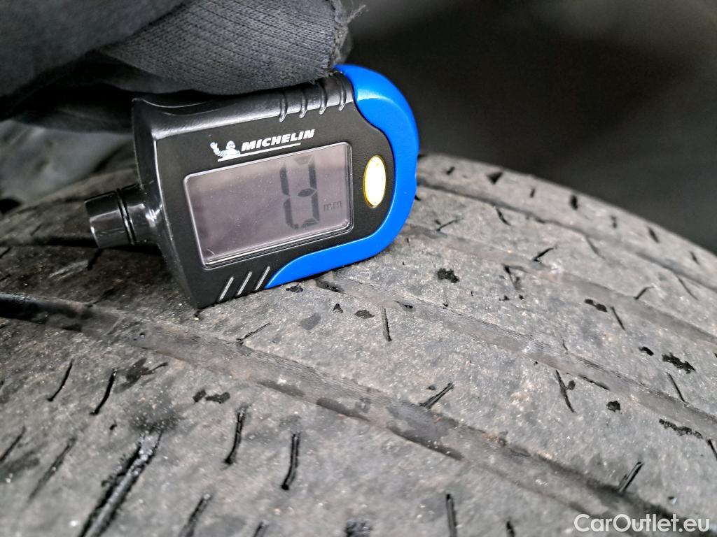  Volkswagen  T-ROC  Life Business 1.5 TSI 150CV BVA7 E6d #7