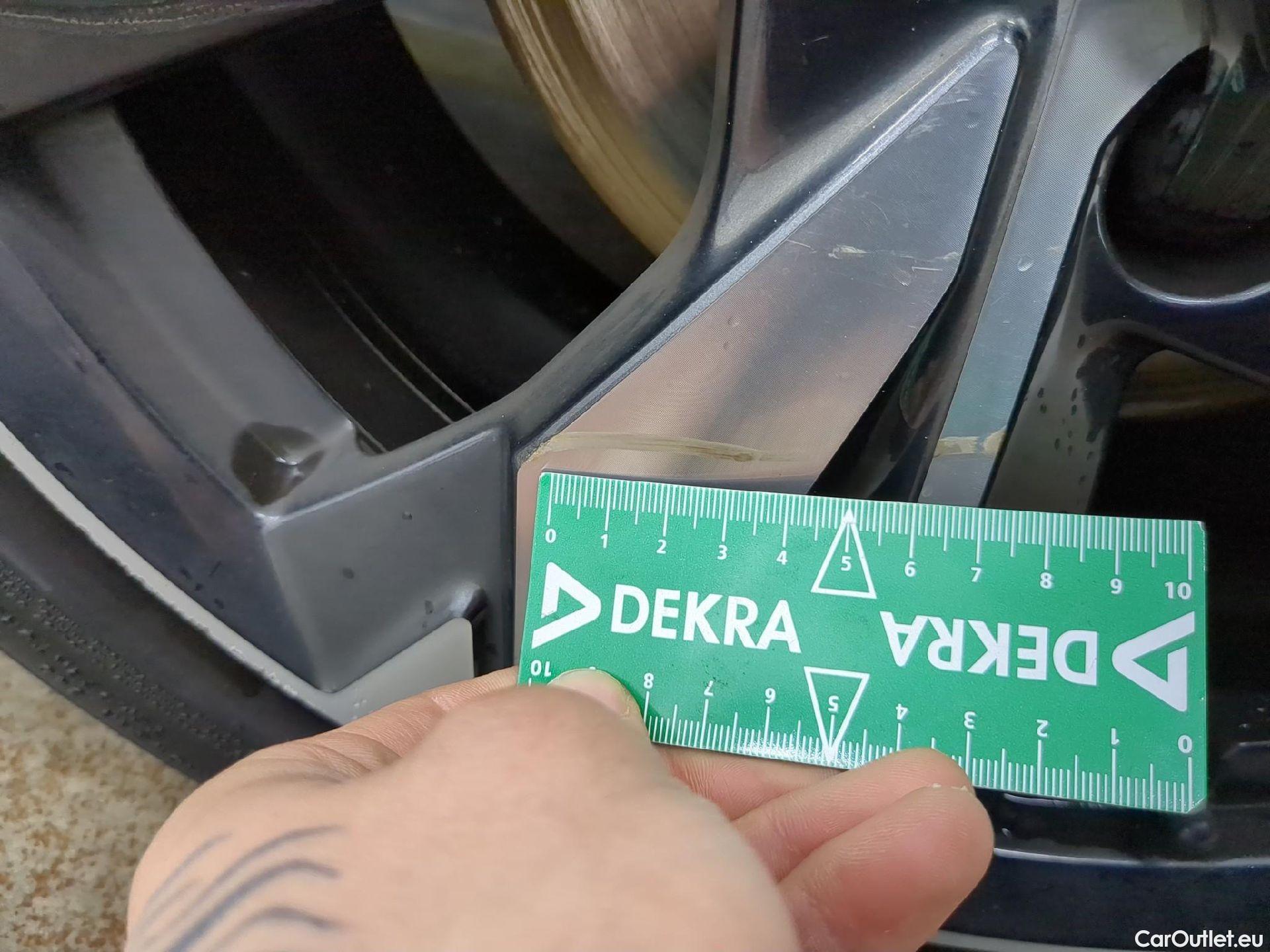  Peugeot  308  Allure 1.2 PureTech 130CV BVA8 E6d #5