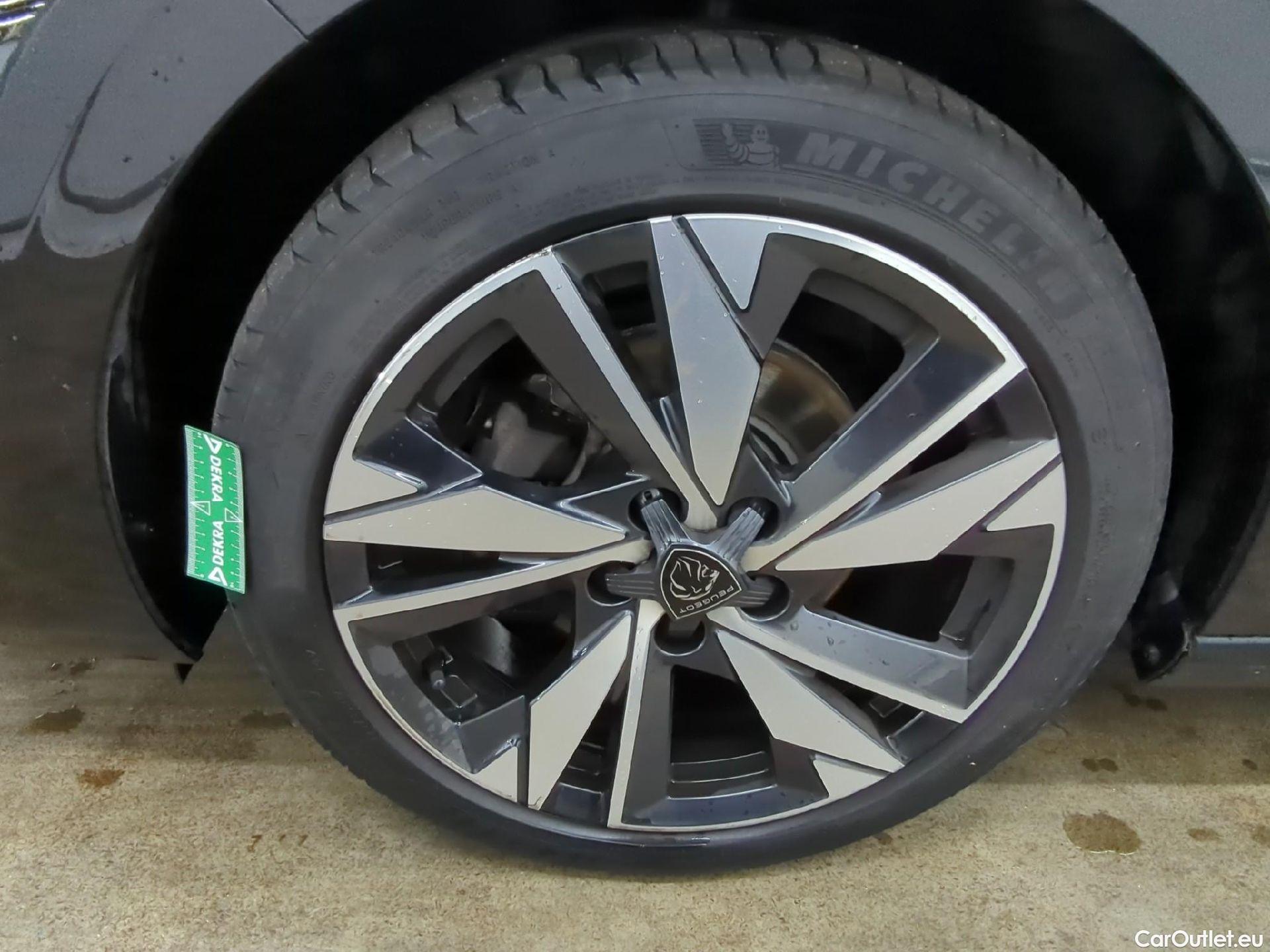  Peugeot  308  Allure 1.2 PureTech 130CV BVA8 E6d #7