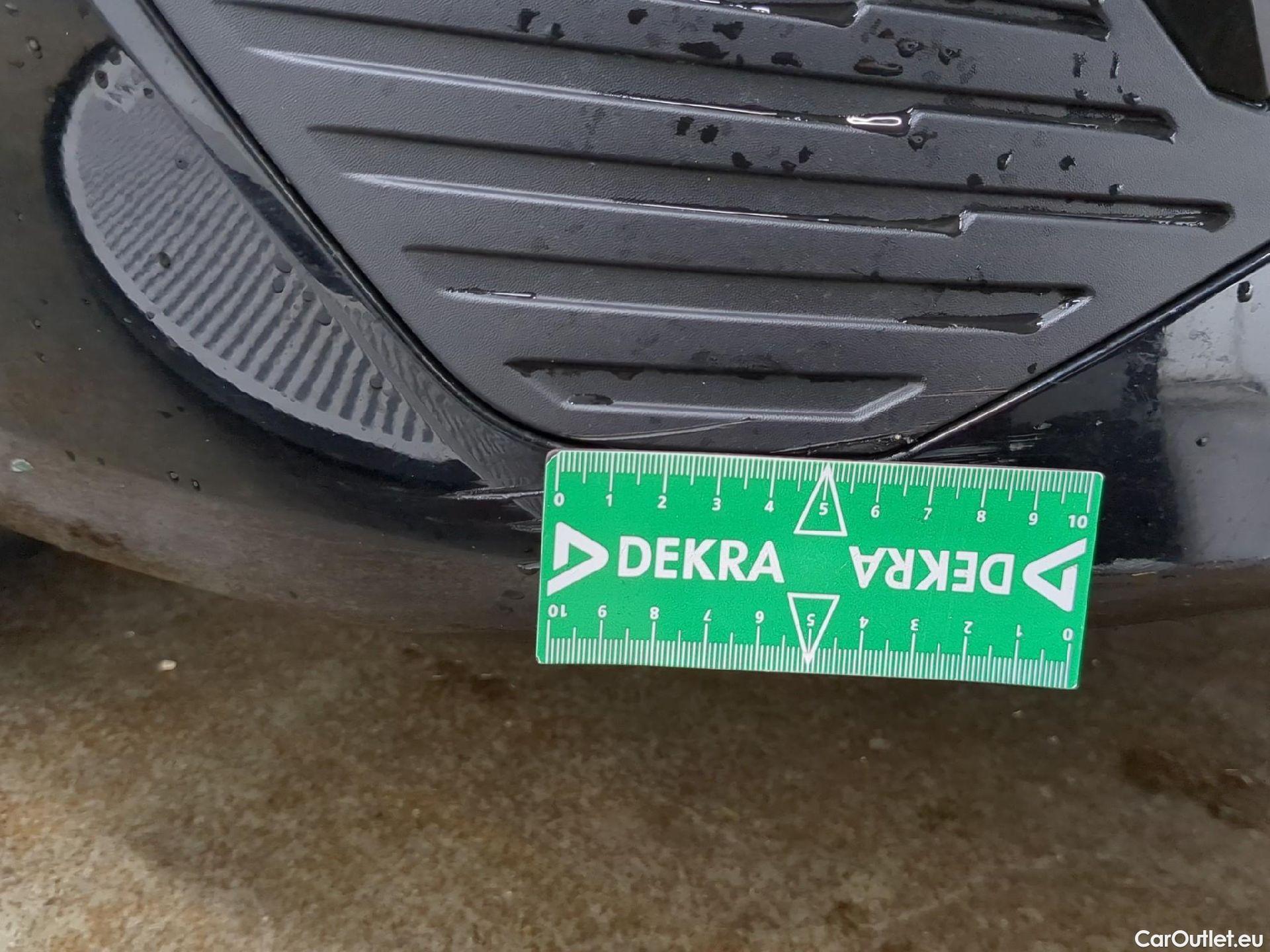  Peugeot  308  Allure 1.2 PureTech 130CV BVA8 E6d #26