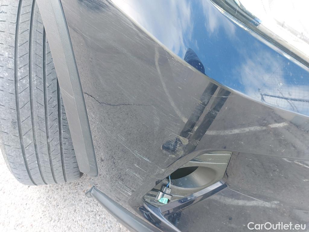  Toyota  RAV4 TOYOTA  / 2018 / 5P / todoterreno 2.5l 220H Advance #53