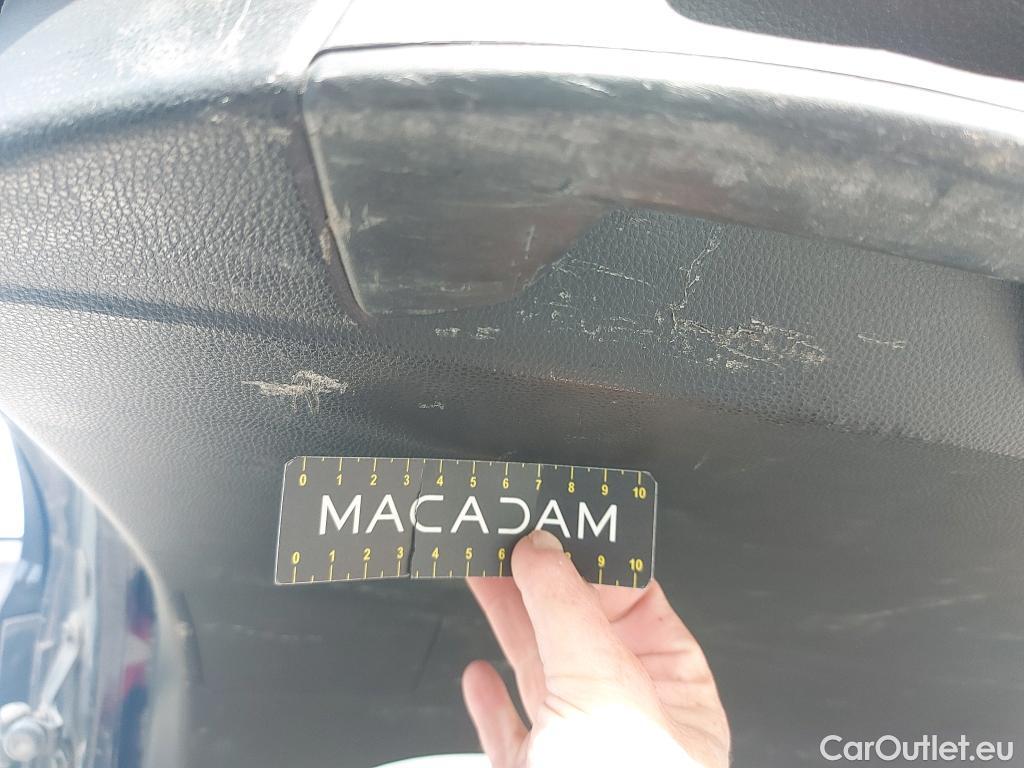  Toyota  RAV4 TOYOTA  / 2018 / 5P / todoterreno 2.5l 220H Advance #45