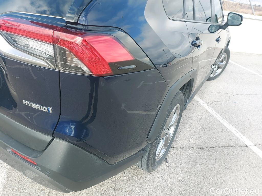  Toyota  RAV4 TOYOTA  / 2018 / 5P / todoterreno 2.5l 220H Advance #54