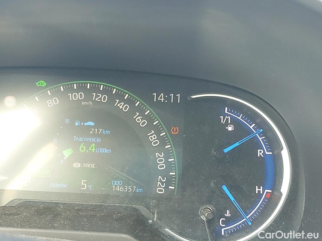  Toyota  RAV4 TOYOTA  / 2018 / 5P / todoterreno 2.5l 220H Advance #62