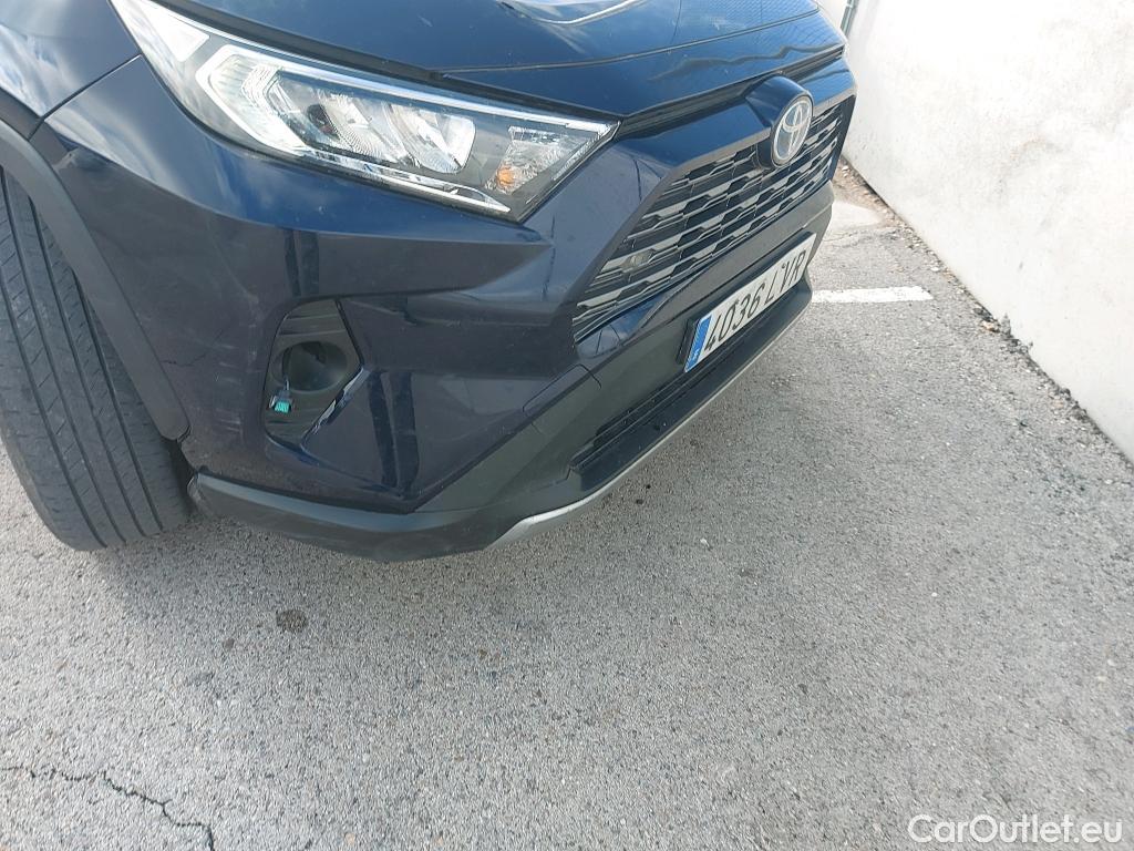  Toyota  RAV4 TOYOTA  / 2018 / 5P / todoterreno 2.5l 220H Advance #60