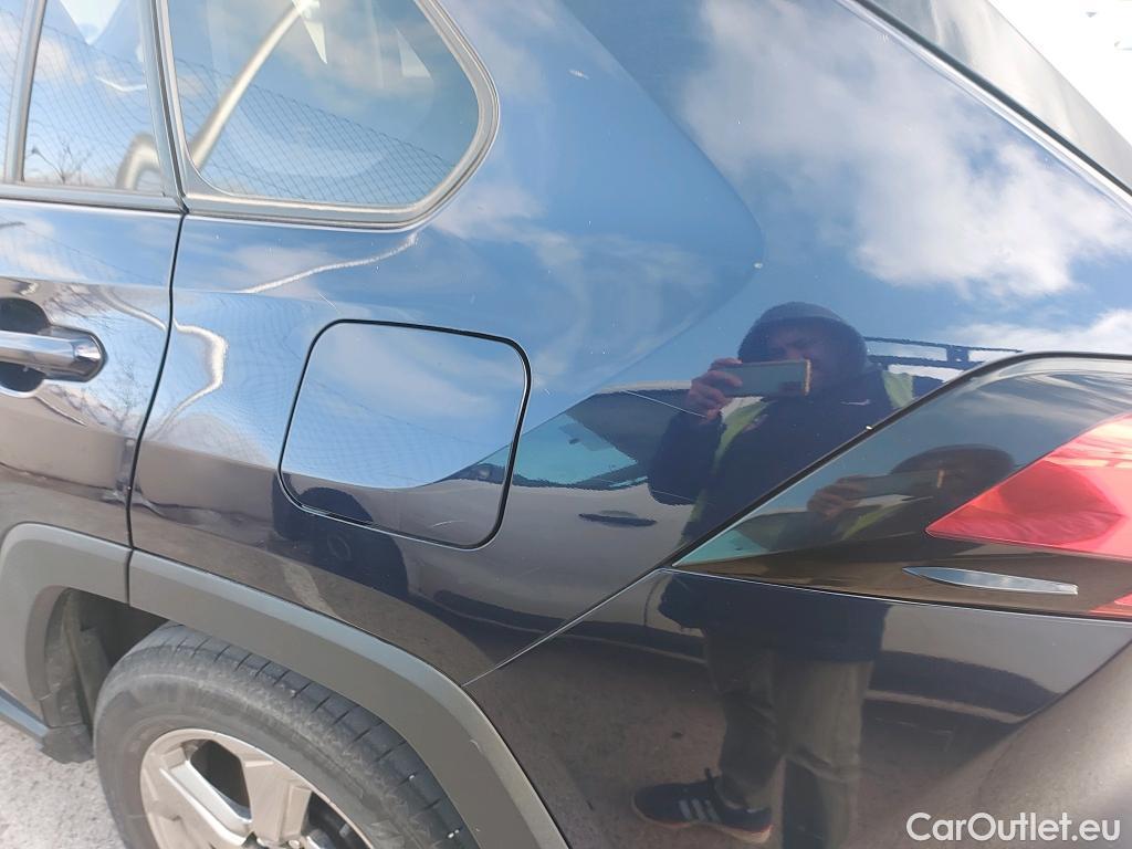  Toyota  RAV4 TOYOTA  / 2018 / 5P / todoterreno 2.5l 220H Advance #17