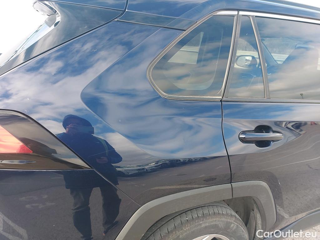  Toyota  RAV4 TOYOTA  / 2018 / 5P / todoterreno 2.5l 220H Advance #22