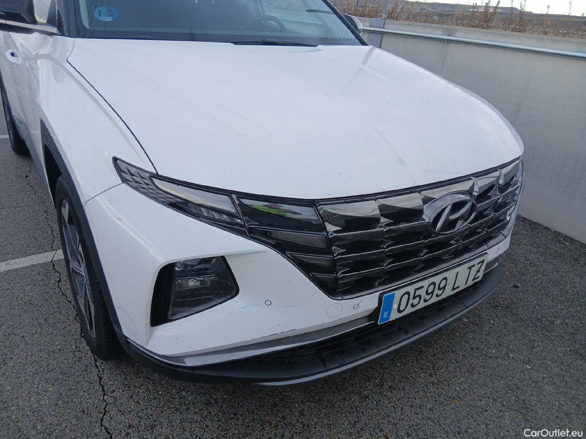  Hyundai  Tucson HYUNDAI  / 2020 / 5P / todoterreno 1.6 TGDI 169kW HEV Tecno Auto 2C #10