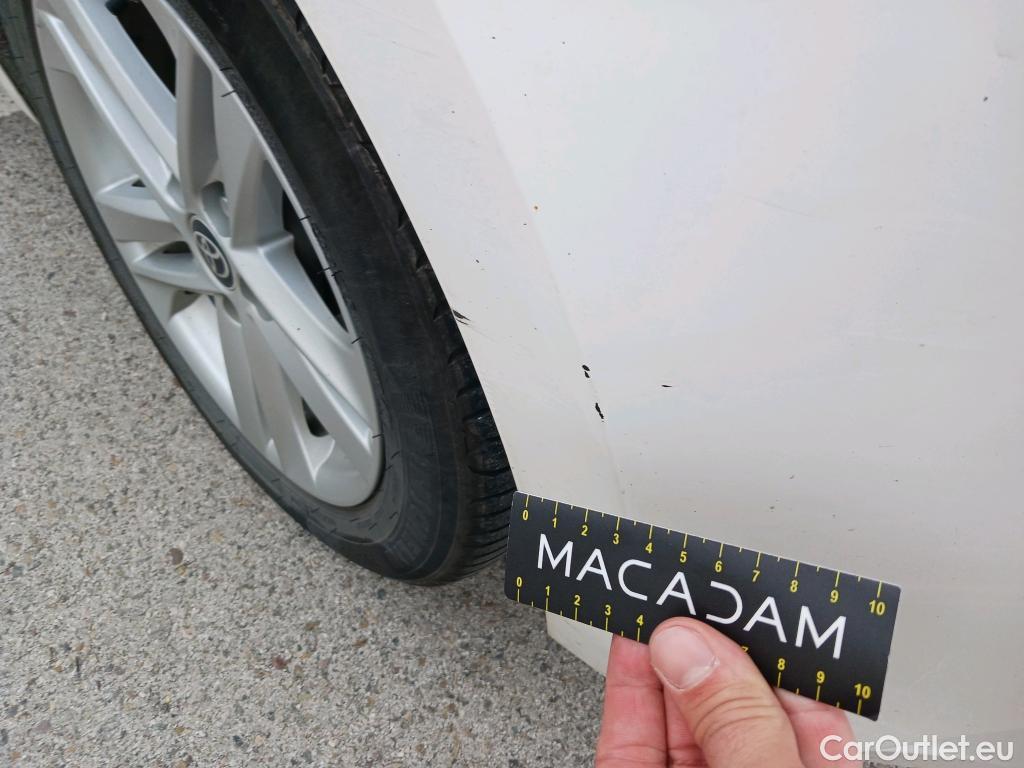  Toyota  Corolla TOYOTA  1.8 125H ACTIVE TECH E-CVT #34