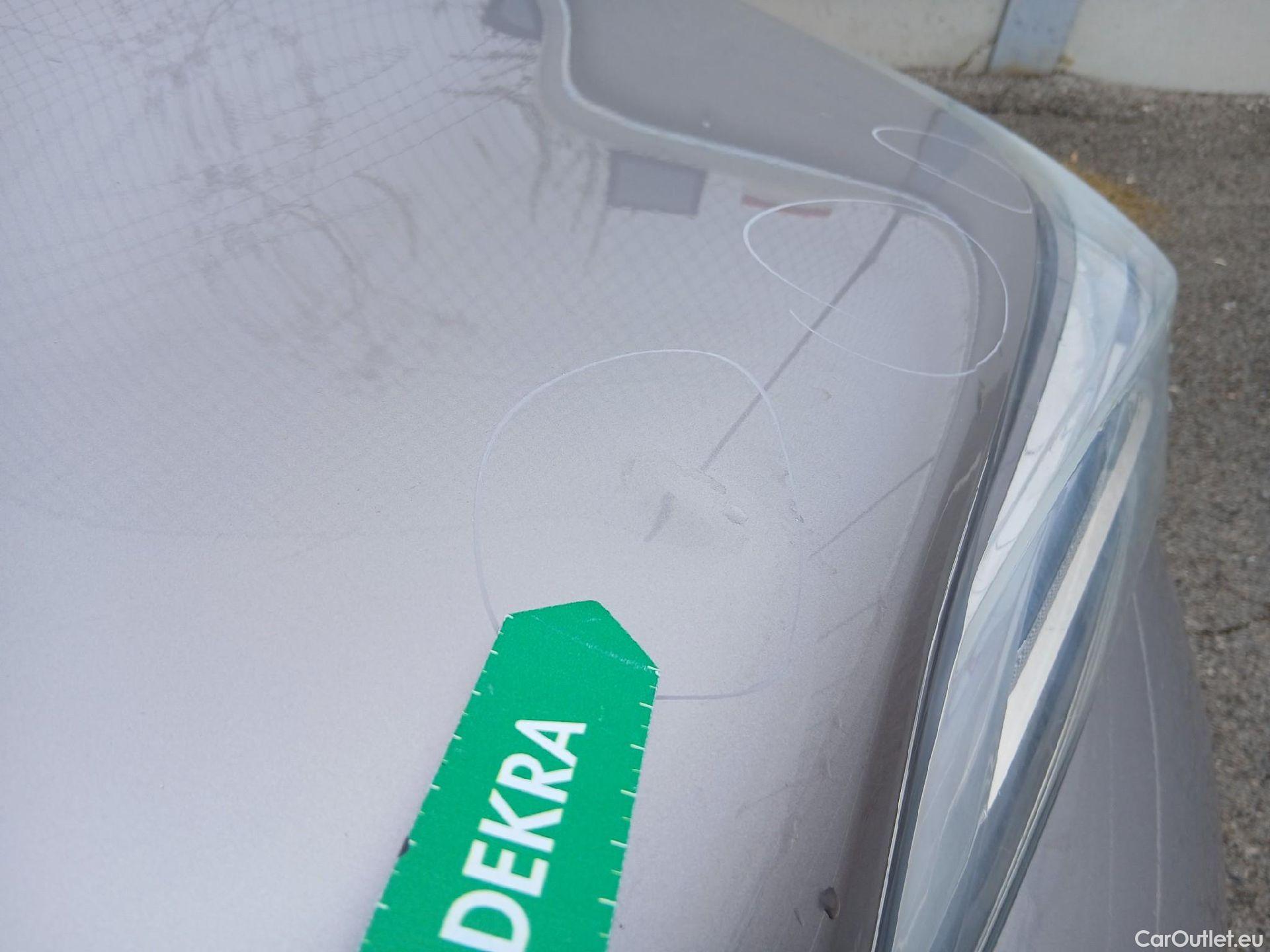  Toyota  C-HR TOYOTA  / 2016 / 5P / todoterreno 1.8 125H Advance (CX) #11