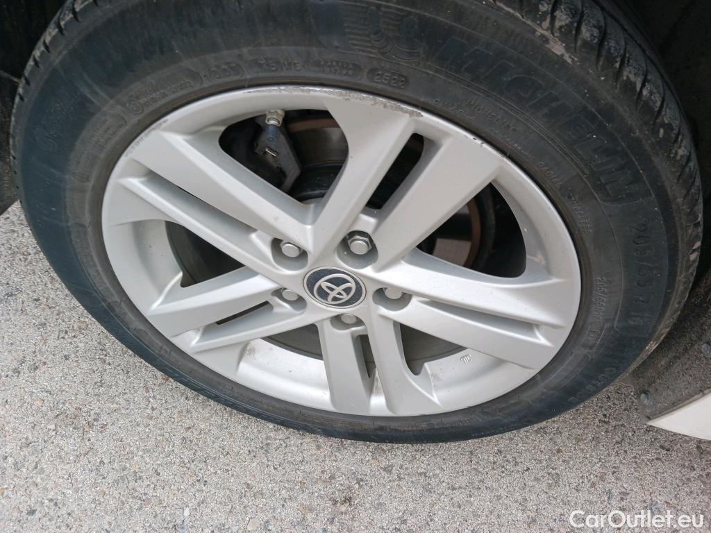  Toyota  Corolla TOYOTA  1.8 125H ACTIVE TECH E-CVT #20