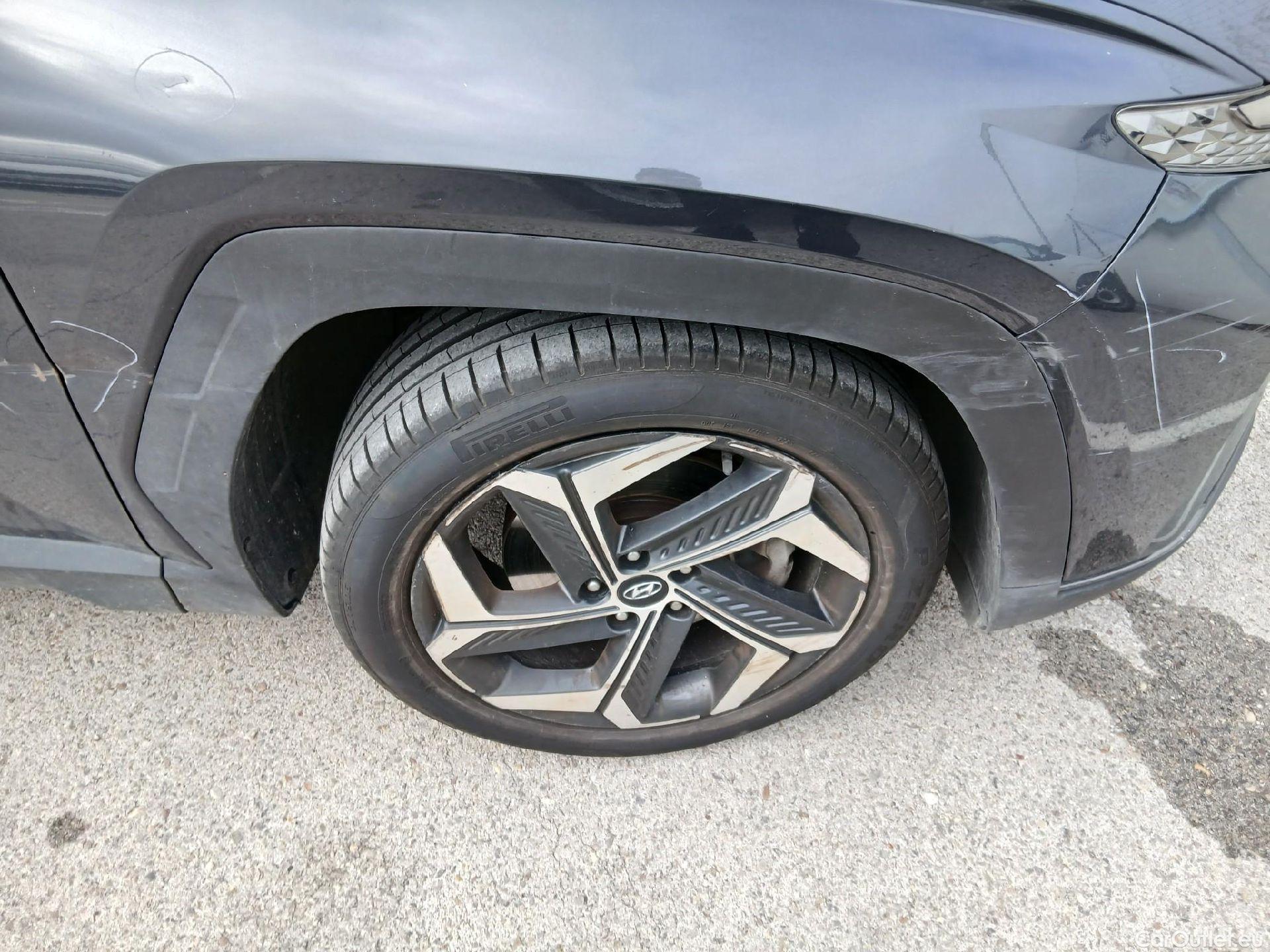  Hyundai  Tucson HYUNDAI  / 2020 / 5P / todoterreno 1.6 TGDI PHEV 195kW Tecno Sky Auto 4x4 #73