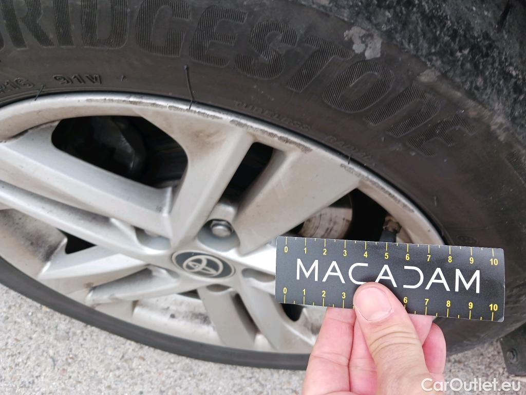  Toyota  Corolla TOYOTA  1.8 125H ACTIVE TECH E-CVT #25