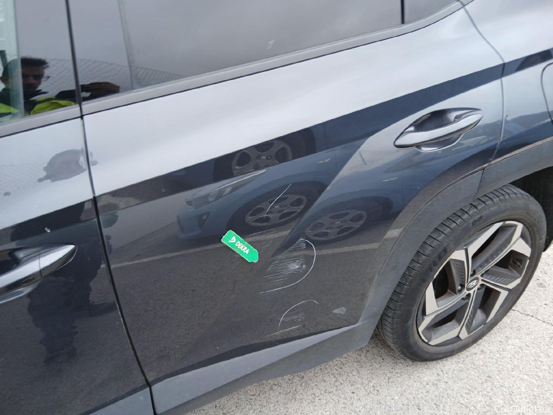  Hyundai  Tucson HYUNDAI  / 2020 / 5P / todoterreno 1.6 TGDI PHEV 195kW Tecno Sky Auto 4x4 #31