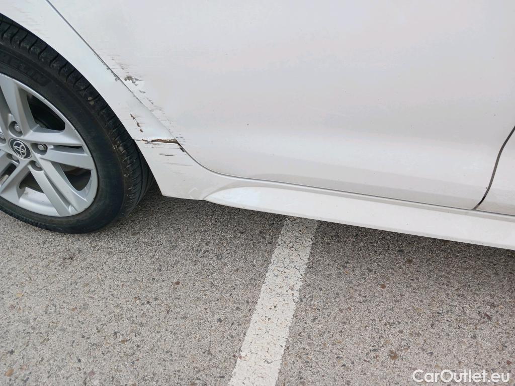  Toyota  Corolla TOYOTA  1.8 125H ACTIVE TECH E-CVT #28