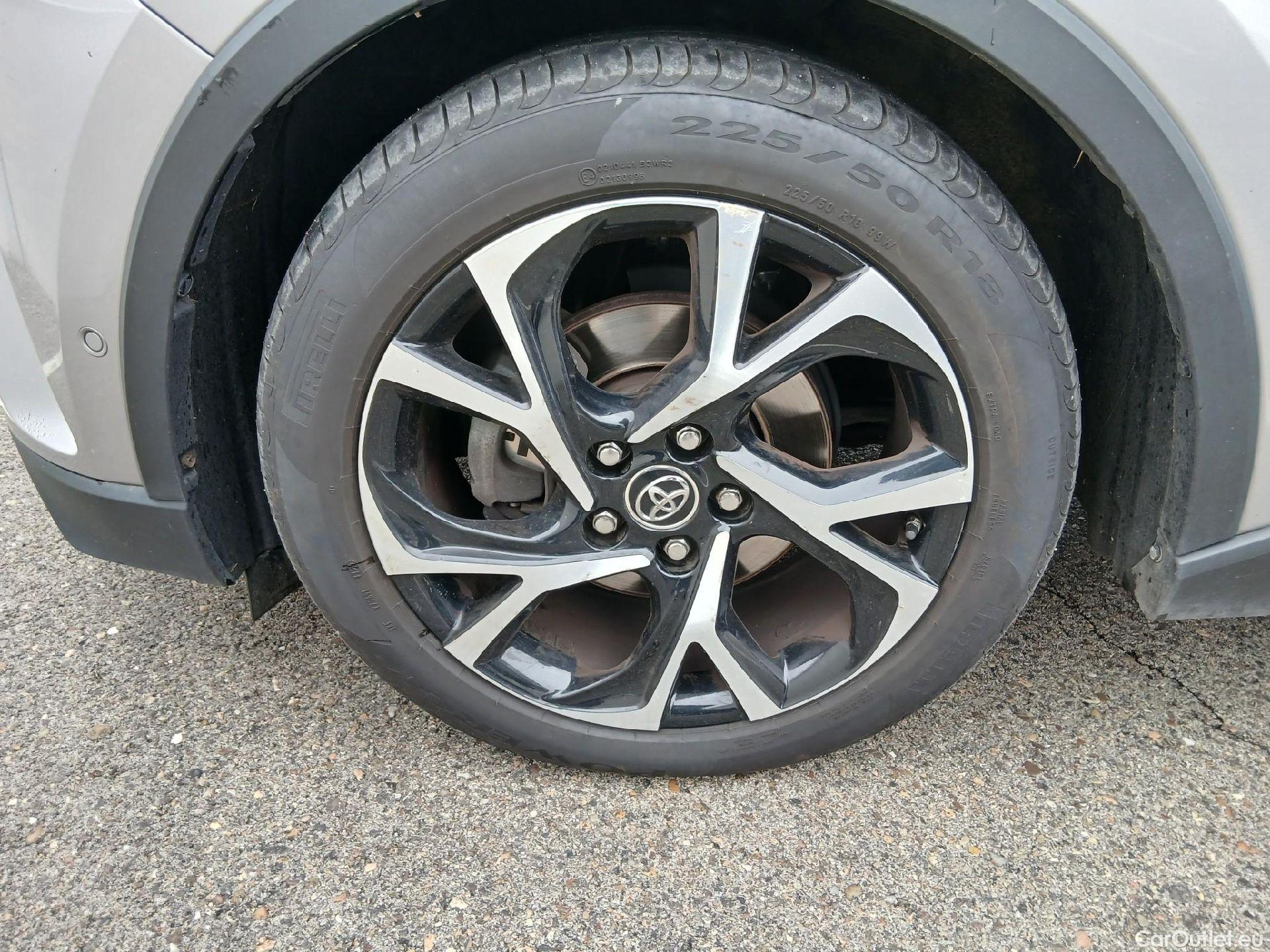  Toyota  C-HR TOYOTA  / 2016 / 5P / todoterreno 1.8 125H Advance (CX) #14