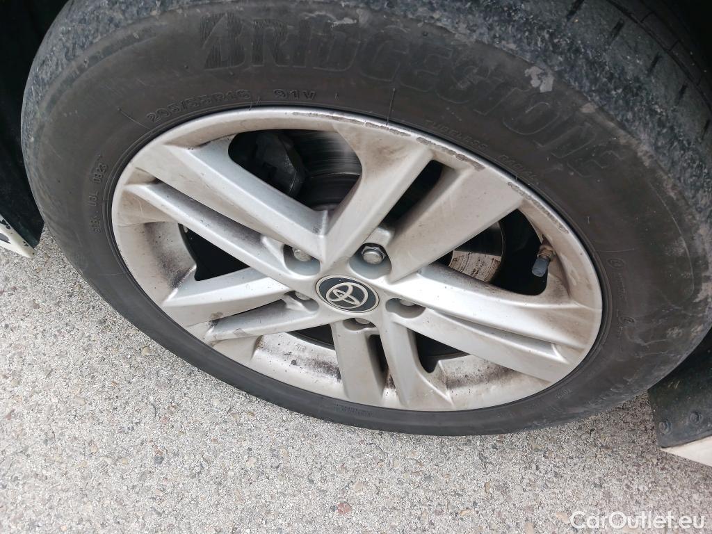  Toyota  Corolla TOYOTA  1.8 125H ACTIVE TECH E-CVT #24