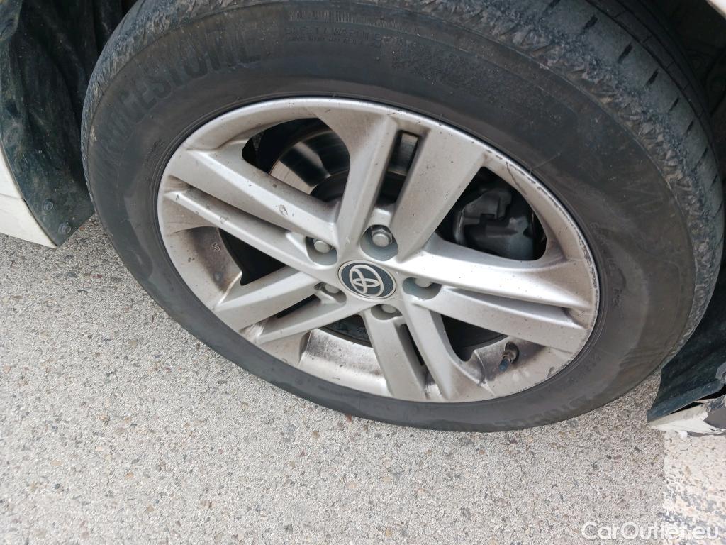  Toyota  Corolla TOYOTA  1.8 125H ACTIVE TECH E-CVT #26