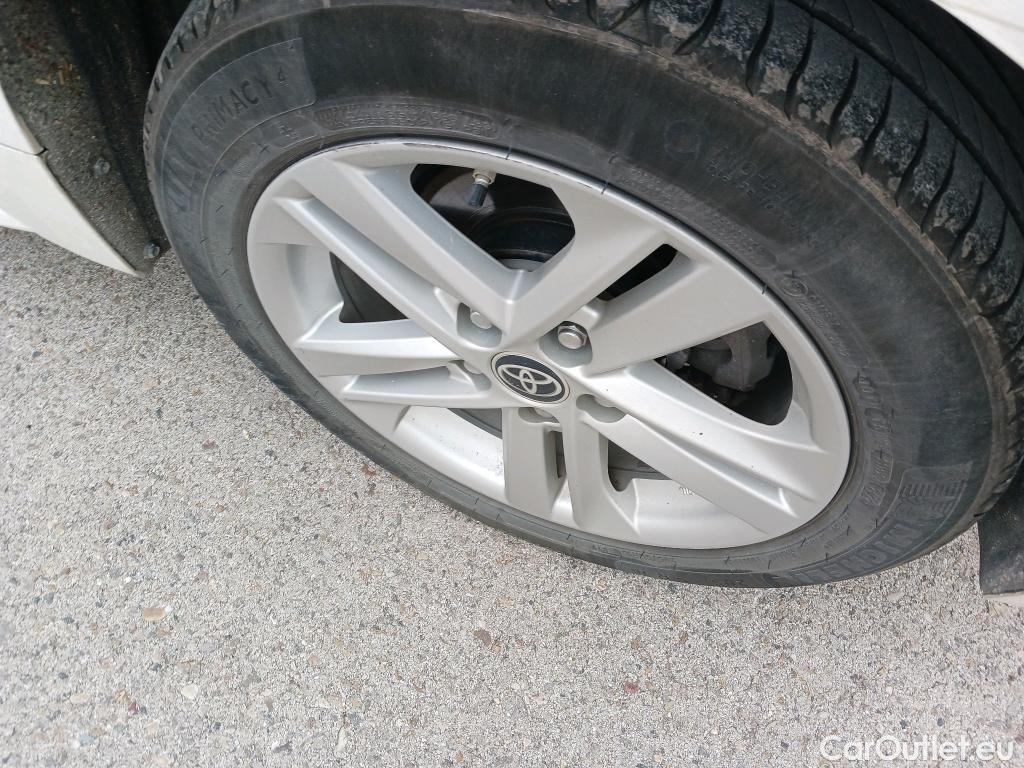  Toyota  Corolla TOYOTA  1.8 125H ACTIVE TECH E-CVT #22