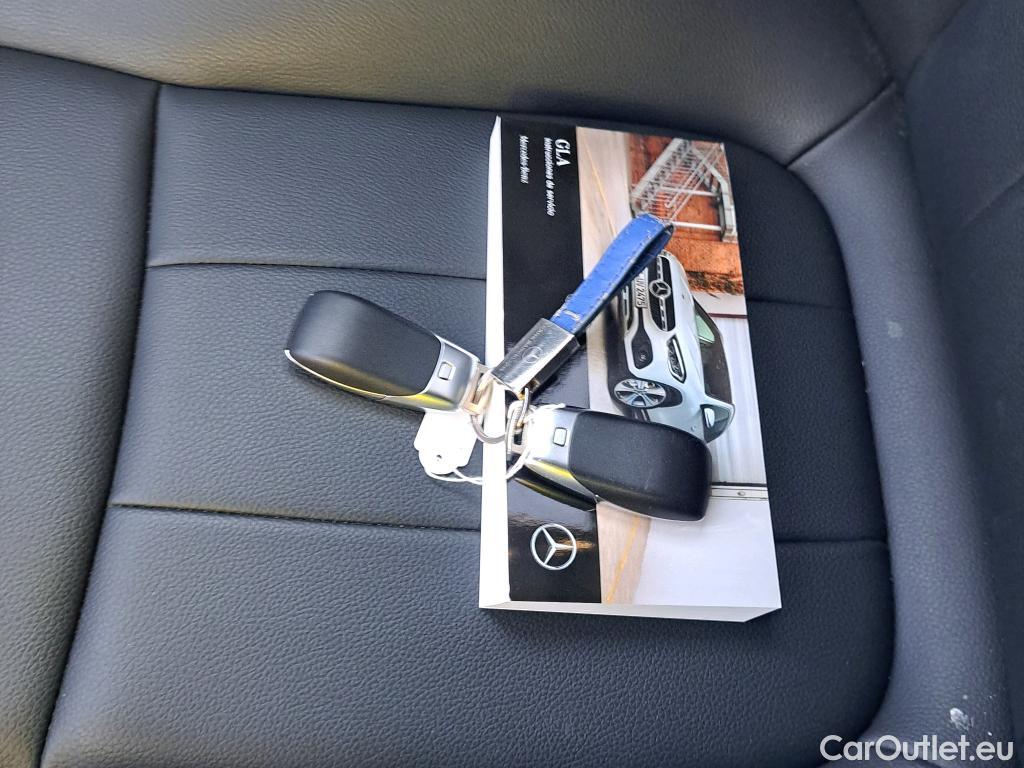  Mercedes  GLA MERCEDES-BENZ  / 2020 / 5P / todoterreno  250 e #7