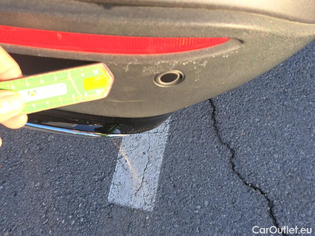  Mercedes  GLA MERCEDES-BENZ  / 2020 / 5P / todoterreno  250 e #2