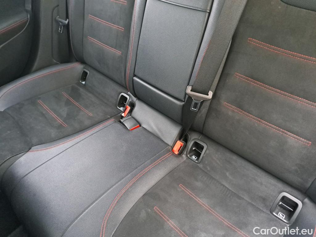  Mercedes  A-Klasse MERCEDES-BENZ Clase A / 2018 / 5P / berlina con portón A 200 d #23