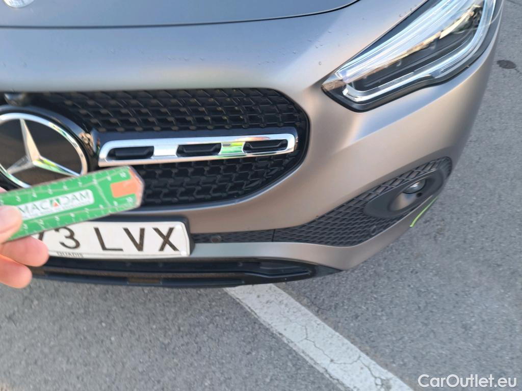  Mercedes  GLA MERCEDES-BENZ  / 2020 / 5P / todoterreno  250 e #9