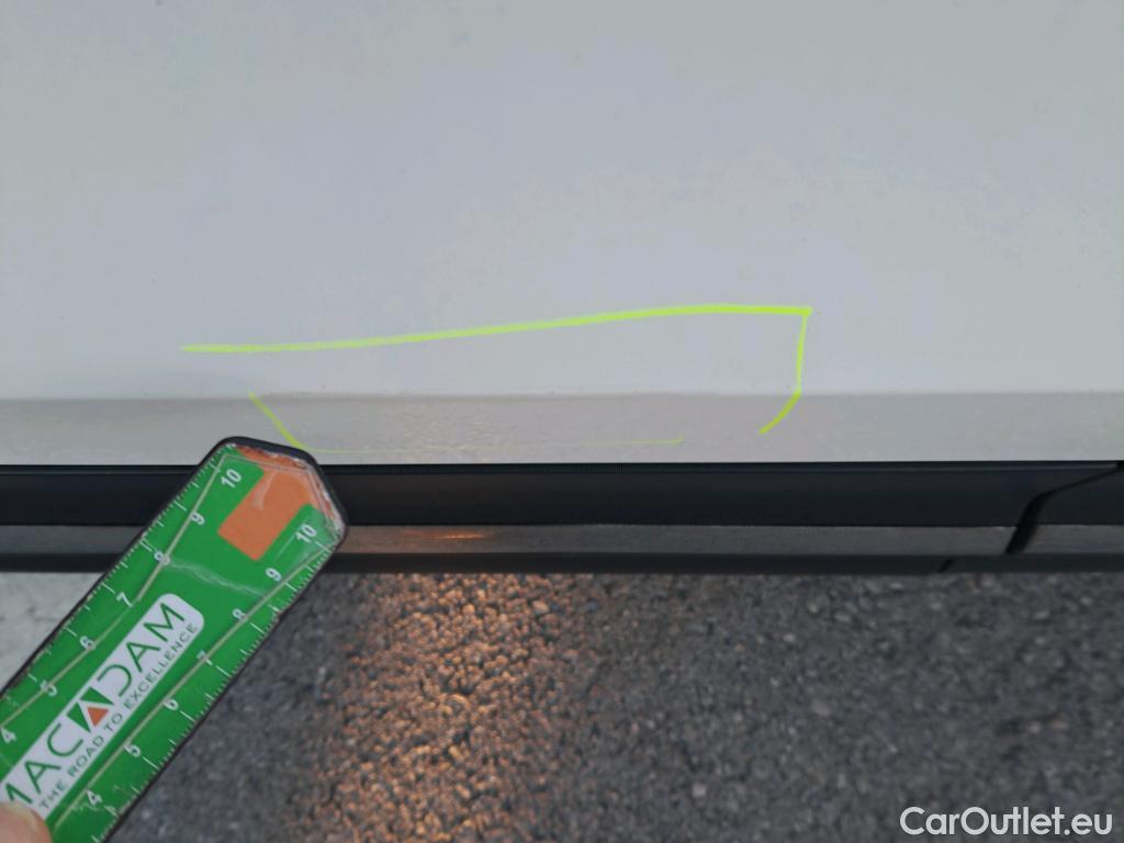  Mercedes  GLB MERCEDES-BENZ  / 2019 / 5P / todoterreno 2.0  200 D DCT 110KW (150CV) #4