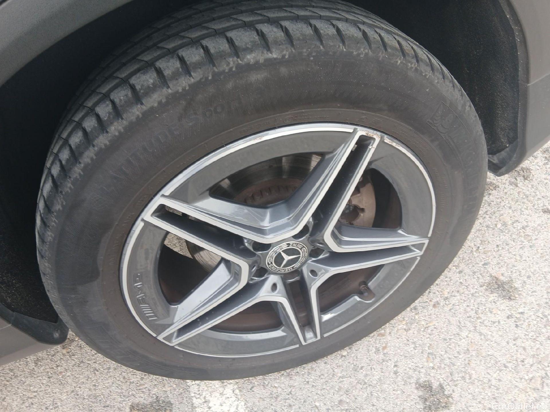  Mercedes  G-Klasee MERCEDES-BENZ Clase GLC / 2019 / 5P / todoterreno GLC 200 d 4MATIC #12