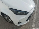  Toyota  Yaris TOYOTA  / 2020 / 5P / berlina con portón 1.5 120H Business Plus #17