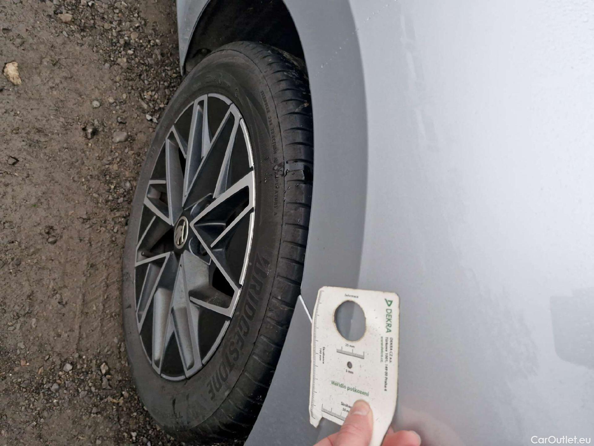  Skoda  Octavia  Combi (NX3)(2020) Oct.Combi 2.0TDI 85 Style #25