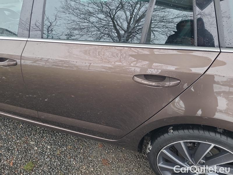  Skoda  Octavia  Combi  (5E5)(03.2017->) Co1.5TSI 110 L&K AT #10