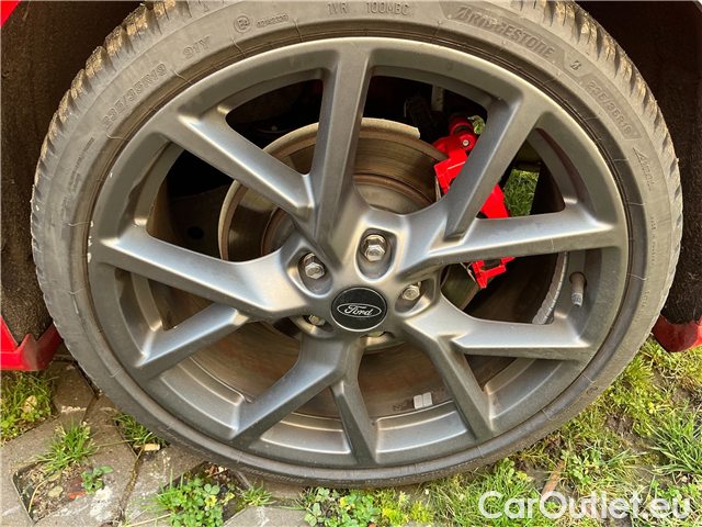  Ford  Focus  2.3EB ST Plus #14