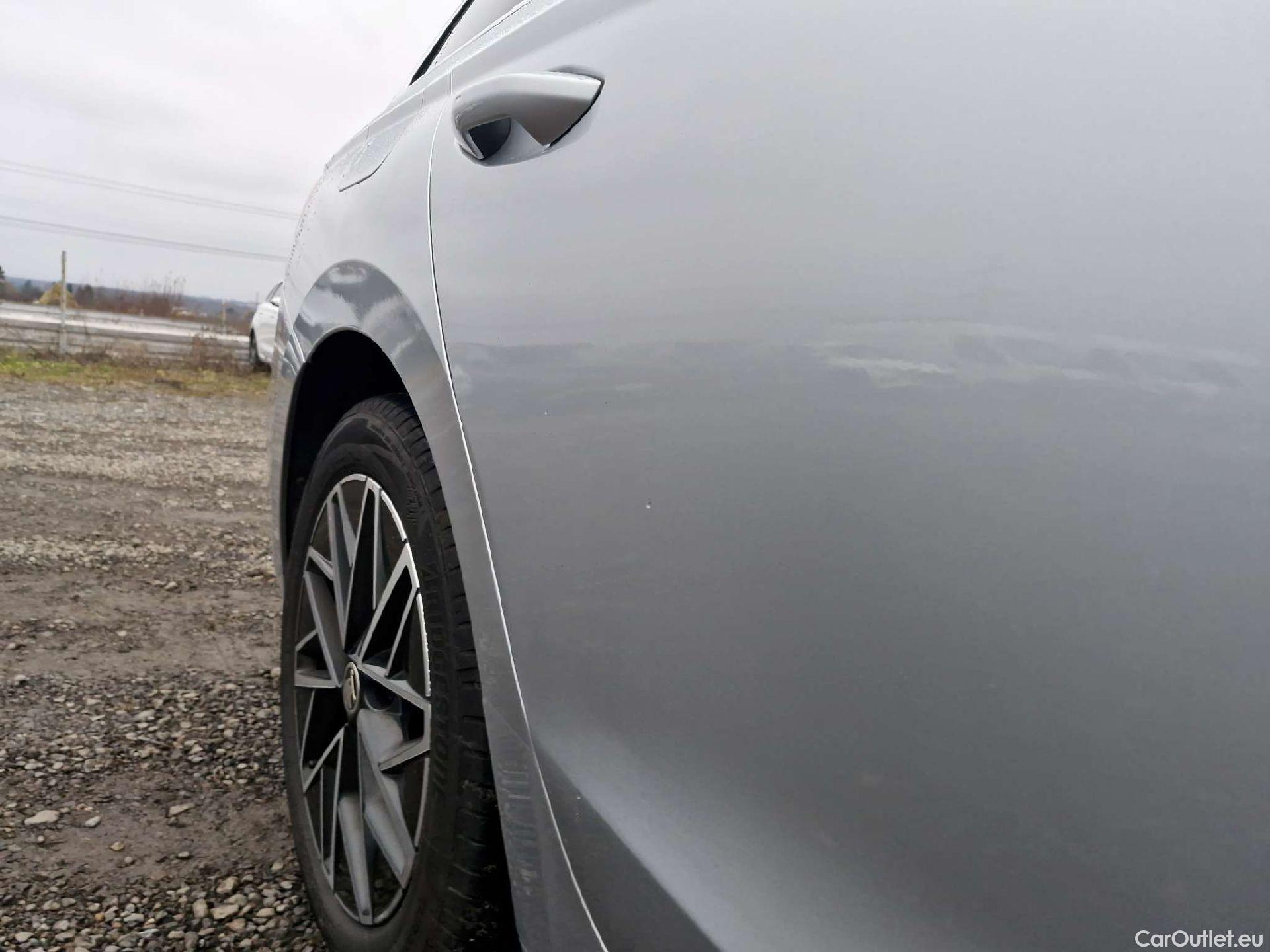  Skoda  Octavia  Combi (NX3)(2020) Oct.Combi 2.0TDI 85 Style #19