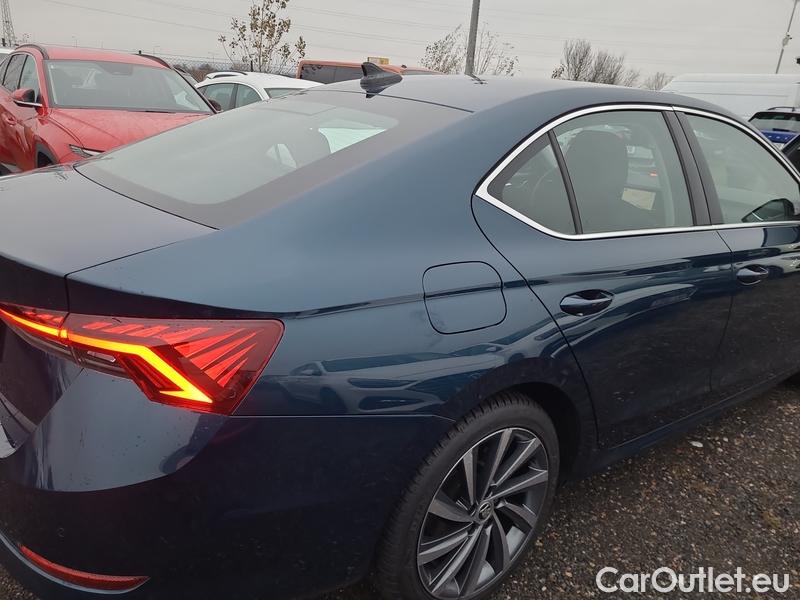  Skoda  Octavia  Lim. (NX3)(2020)  1.5TSI 110 Style 5d #8