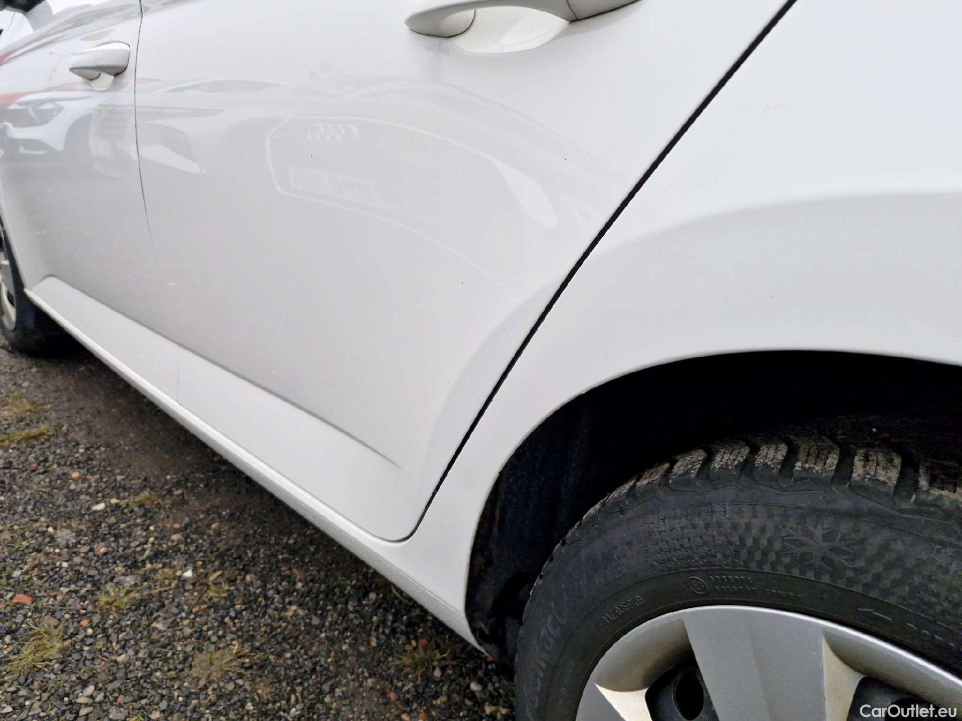  Skoda  Fabia  Combi (2015)  Com.1.0TSI 70 Style #25