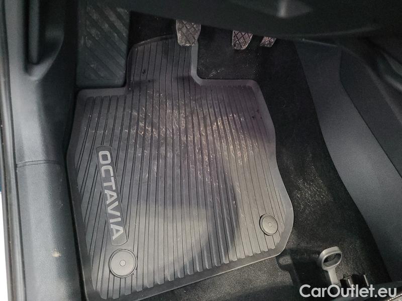  Skoda  Octavia  Lim. (NX3)(2020)  1.5TSI 110 Style 5d #3