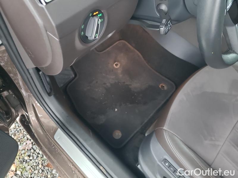  Skoda  Octavia  Combi  (5E5)(03.2017->) Co1.5TSI 110 L&K AT #9