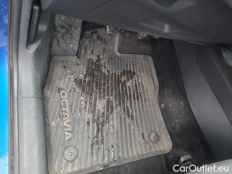  Skoda  Octavia  Combi (NX3)(2020) Oct.Combi 2.0TDI 85 Ambition #4