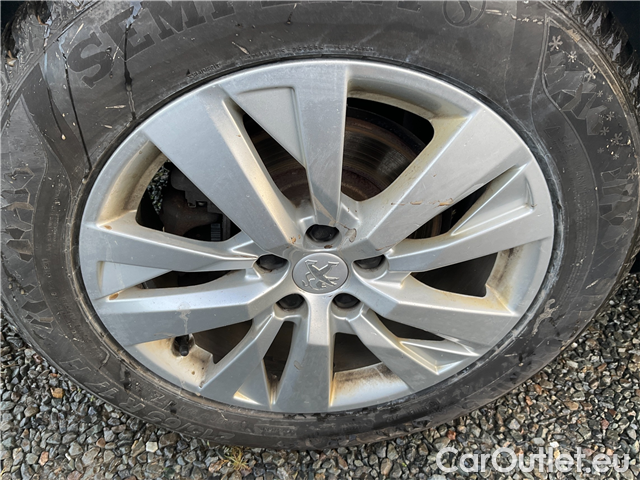  Peugeot  5008  1.2PT 130 Act.Pack AT 5d #7