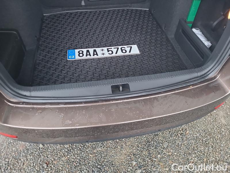  Skoda  Octavia  Combi  (5E5)(03.2017->) Co1.5TSI 110 L&K AT #15