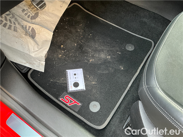  Ford  Focus  2.3EB ST Plus #18